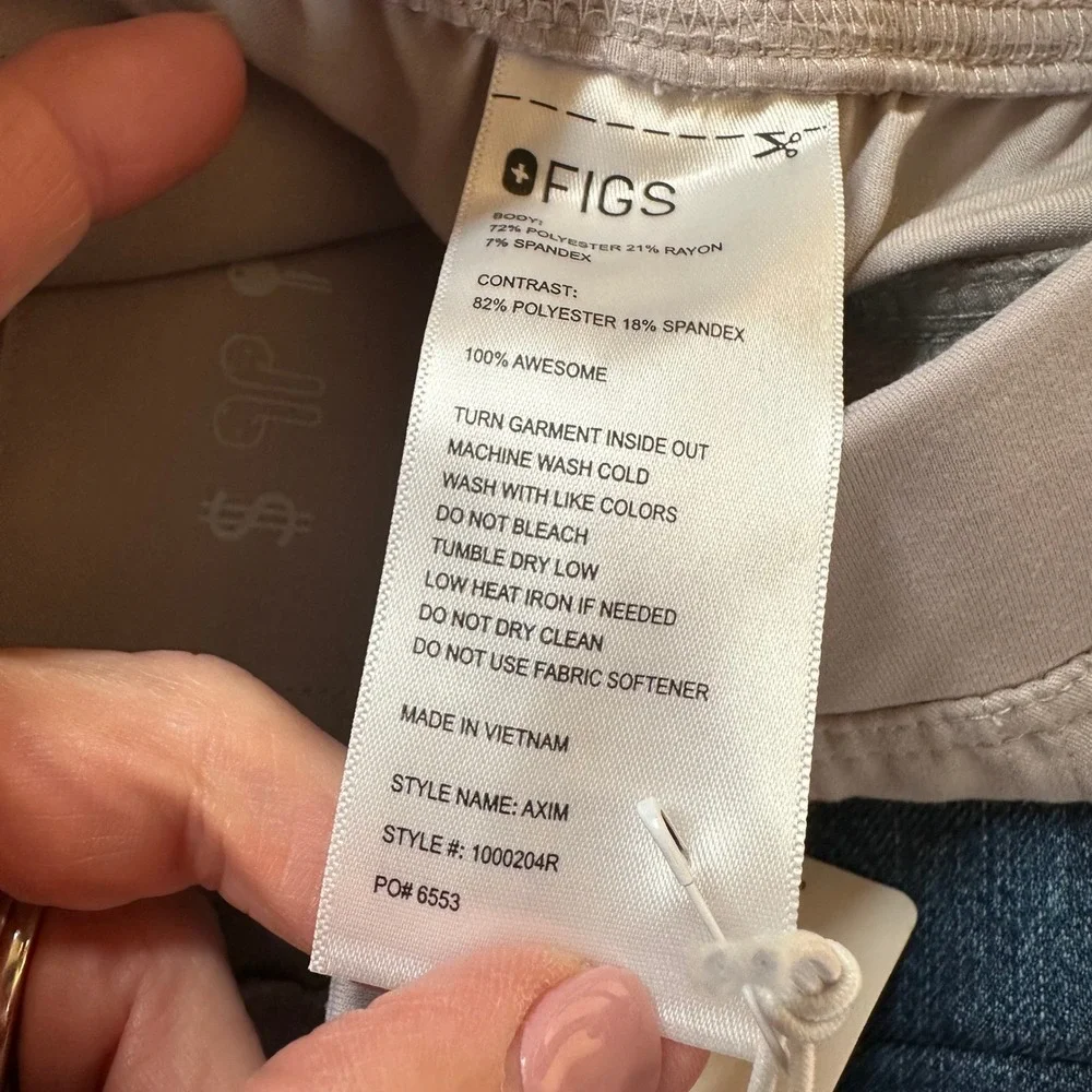 NEW FIGS Mens Axim Cargo Scrub Pants Medium Technical Collection 1000204R